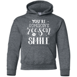 You Are Somebody's Reason To Smile T Shirts V2